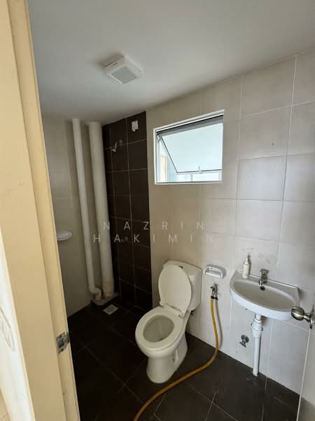 Apartment for Sale at De Bayu - Nazrin Hakimin - PropertyGuru.com.my