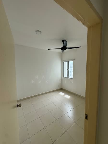 Apartment for Sale at De Bayu - Nazrin Hakimin - PropertyGuru.com.my