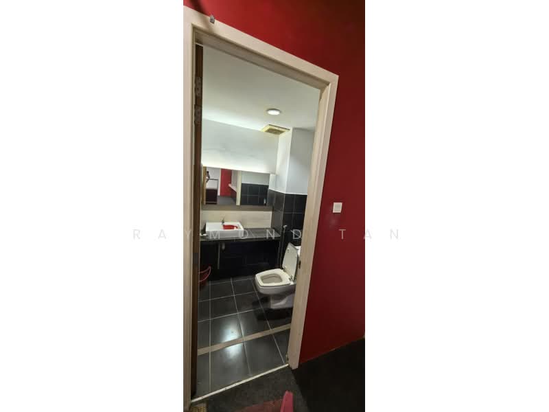 Pejabat untuk Dijual di Petaling Jaya (Selangor) - Raymond Tan - Bathroom - PropertyGuru.com.my