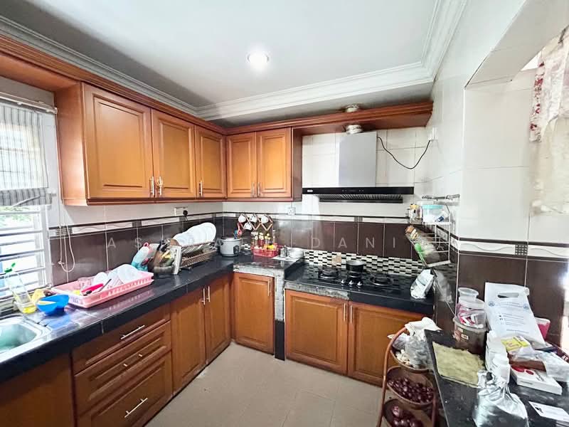 Semi-Detached House for Sale in Seksyen 9 (Shah Alam) - Ashraff Daniel - PropertyGuru.com.my