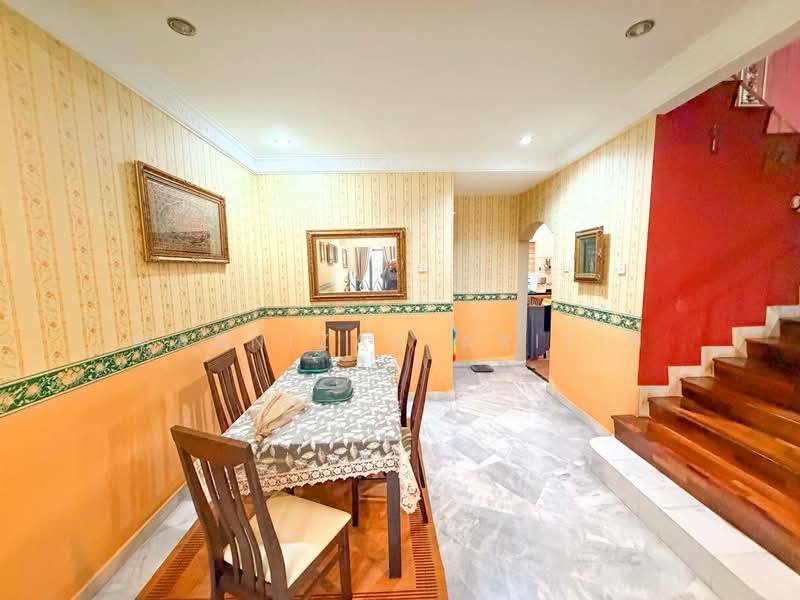 Rumah Teres 2 Tingkat untuk Dijual di Bandar Tun Hussein Onn (Cheras) - Masnizah Arifin - Dining Room - PropertyGuru.com.my