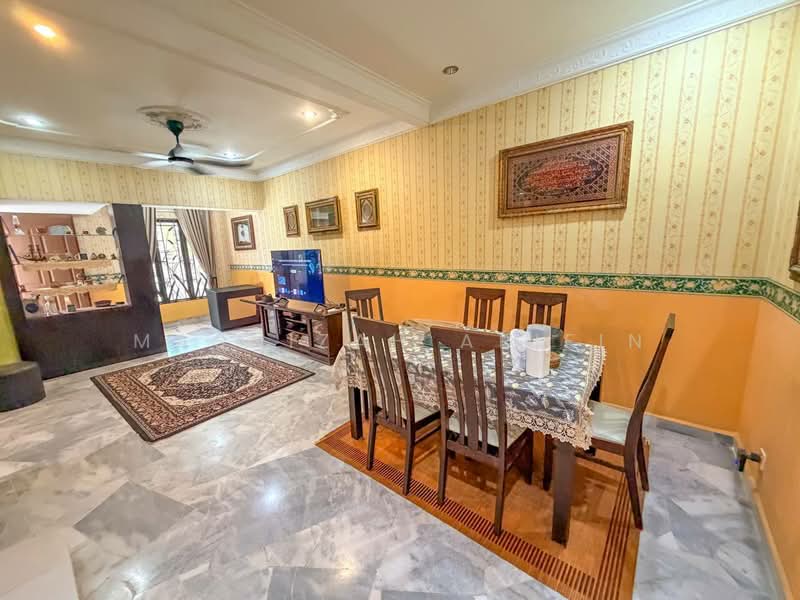 Rumah Teres 2 Tingkat untuk Dijual di Bandar Tun Hussein Onn (Cheras) - Masnizah Arifin - Living Room - PropertyGuru.com.my