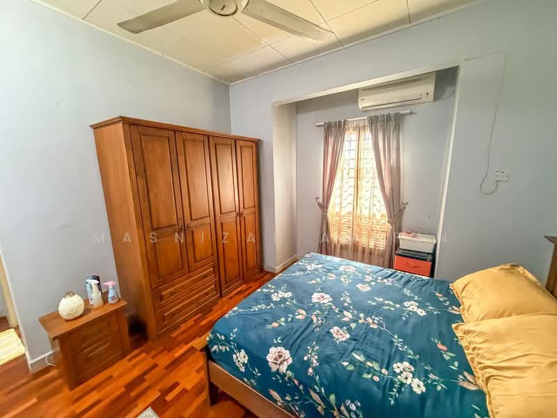Rumah Teres 2 Tingkat untuk Dijual di Bandar Tun Hussein Onn (Cheras) - Masnizah Arifin - Bedroom - PropertyGuru.com.my