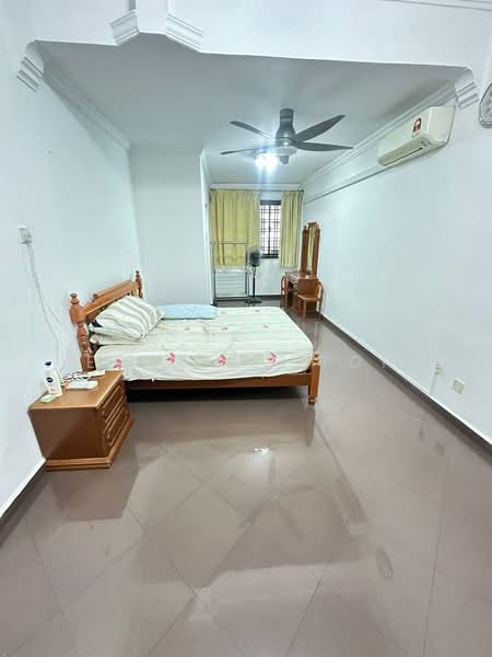 2-storey Terraced House for Sale in Taman Molek (Johor Bahru) - Ee Fong Toh - PropertyGuru.com.my
