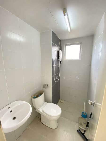 Kondominium untuk Disewa di Residensi Puchongmas - John Khaw - Bathroom - PropertyGuru.com.my