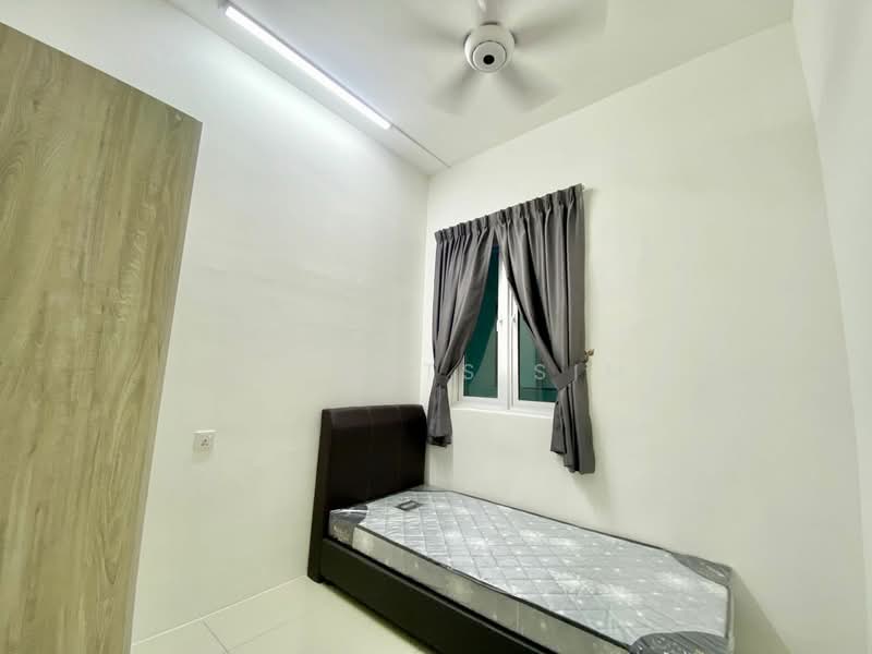 Kondominium untuk Disewa di QuayWest Residence - Welwits Sim - Bedroom - PropertyGuru.com.my