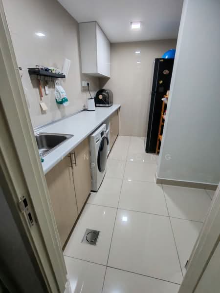 Servis Apartment untuk Dijual di Sfera Residency - Chin Thong Pan - Kitchen - PropertyGuru.com.my