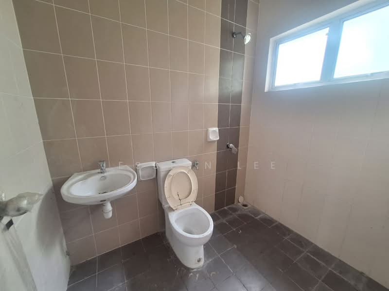 2-storey Terraced House for Sale in Setia Ecohill (Semenyih) - Jesslyn Lee - Bathroom - PropertyGuru.com.my