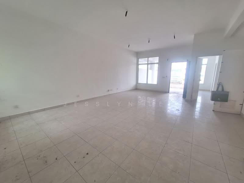 2-storey Terraced House for Sale in Setia Ecohill (Semenyih) - Jesslyn Lee - Living Room - PropertyGuru.com.my