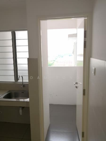 Condominium for Rent at Hijauan Puteri Condominium - Adam Fong - Kitchen - PropertyGuru.com.my