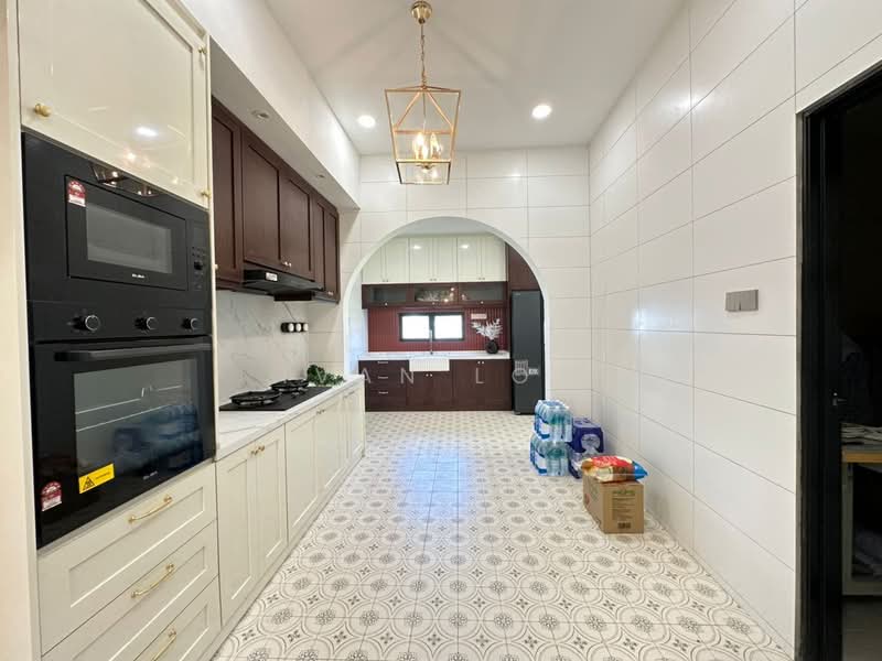1-storey Terraced House for Sale in Sungai Buloh (Selangor) - Ivan Loo - Kitchen - PropertyGuru.com.my