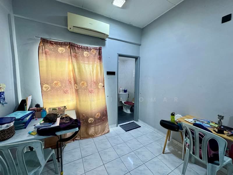 2-storey Terraced House for Sale in Shah Alam (Selangor) - Nur Alia Omar - Interior - PropertyGuru.com.my