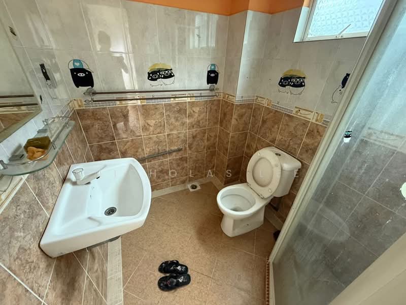 Condominium for Sale at Sky Home, Tambun - Nicholas Lee - Bathroom - PropertyGuru.com.my