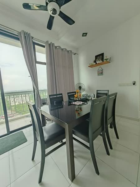 Service Residence for Sale at The Sky Executive Suites - Yen Ma - Dining Room - PropertyGuru.com.my