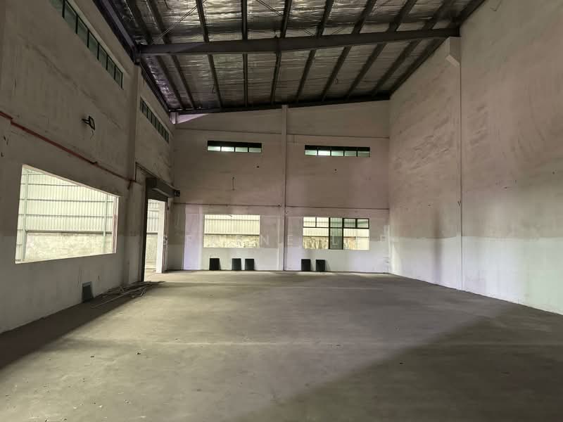 Semi-D Factory for Rent in Taman Perindustrian Cemerlang (Ulu Tiram) - Serene Lee - Interior - PropertyGuru.com.my