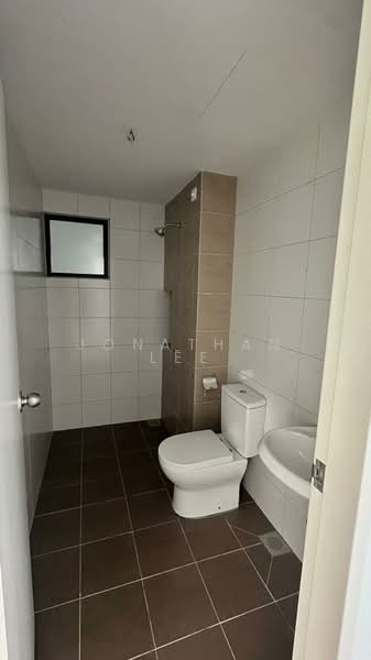 Servis Apartment untuk Dijual di Rubica @ Harbour Place - Jonathan Lee - Bathroom - PropertyGuru.com.my