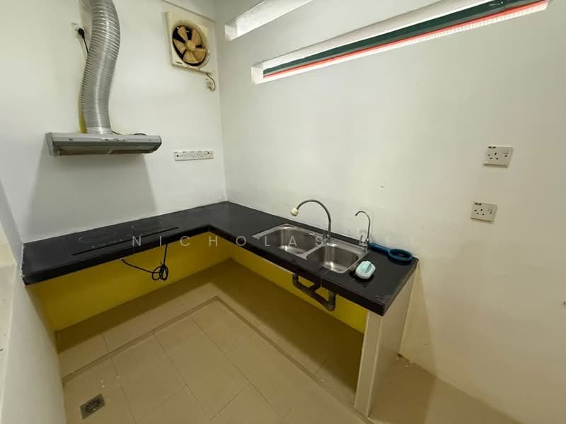 Condominium for Rent at Sky Home, Tambun - Nicholas Lee - Kitchen - PropertyGuru.com.my