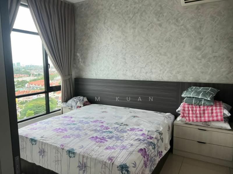 Servis Apartment untuk Dijual di Molek Regency - Sam Kuan - Bedroom - PropertyGuru.com.my