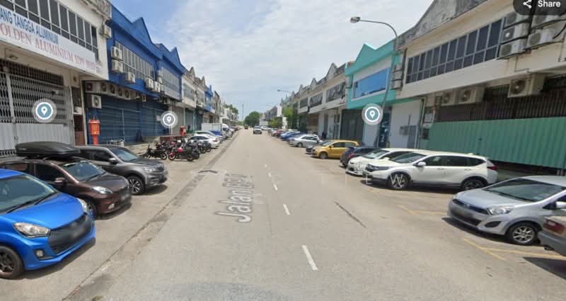 Terrace Factory for Sale in Bandar Bukit Puchong (Puchong) - Issaac Liew - Exterior - PropertyGuru.com.my