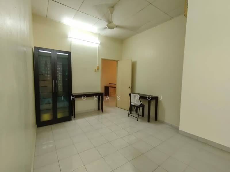 2-storey Terraced House for Sale in Bandar Sri Damansara (Selangor) - Thomas Ngu - Interior - PropertyGuru.com.my