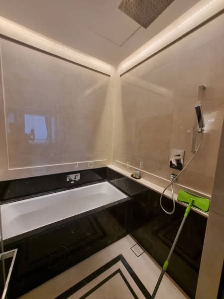 Service Residence for Rent at Pavilion Suites - JC Lee - Bathroom - PropertyGuru.com.my