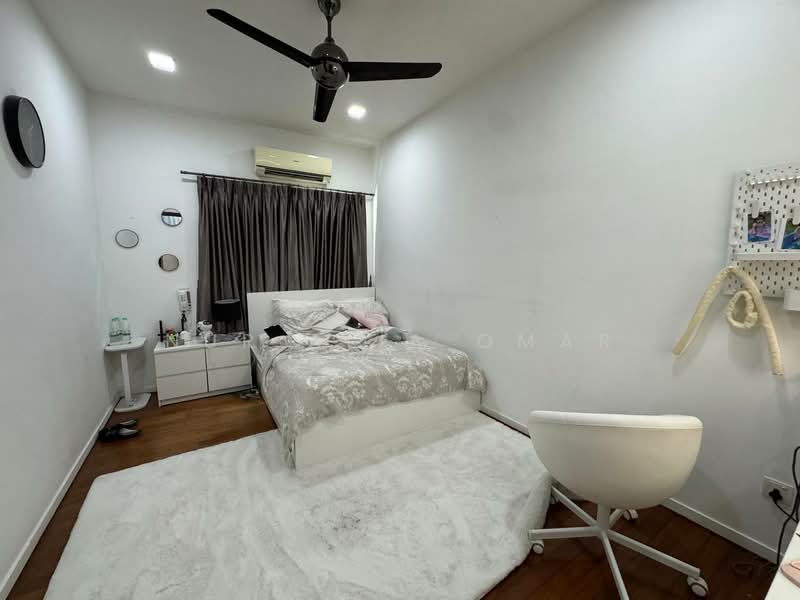 Bungalow for Sale in Seksyen U9 (Shah Alam) - Nur Alia Omar - Bedroom - PropertyGuru.com.my