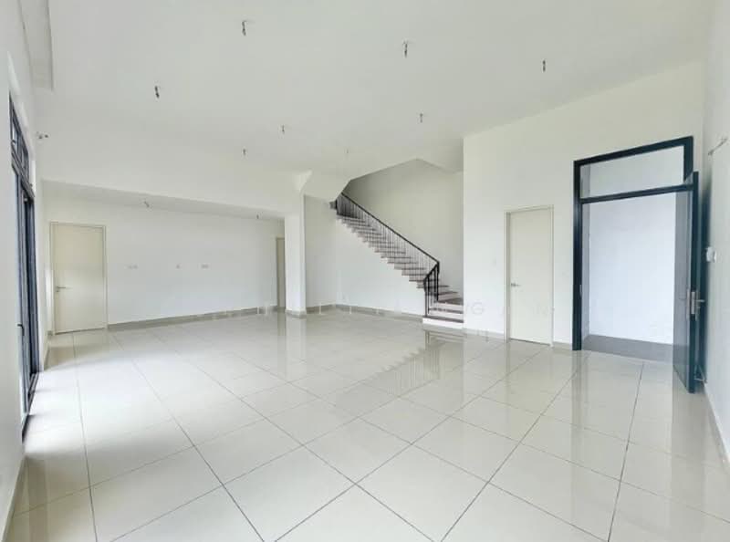 Bungalow for Sale in Shah Alam (Selangor) - Philip Ng - Living Room - PropertyGuru.com.my