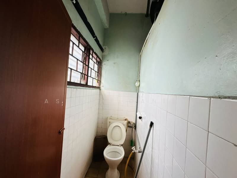 Shop for Sale in Taman Selasih 1 (Batu Caves) - Ashraff Daniel - PropertyGuru.com.my