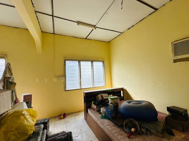 Shop for Sale in Taman Selasih 1 (Batu Caves) - Ashraff Daniel - PropertyGuru.com.my