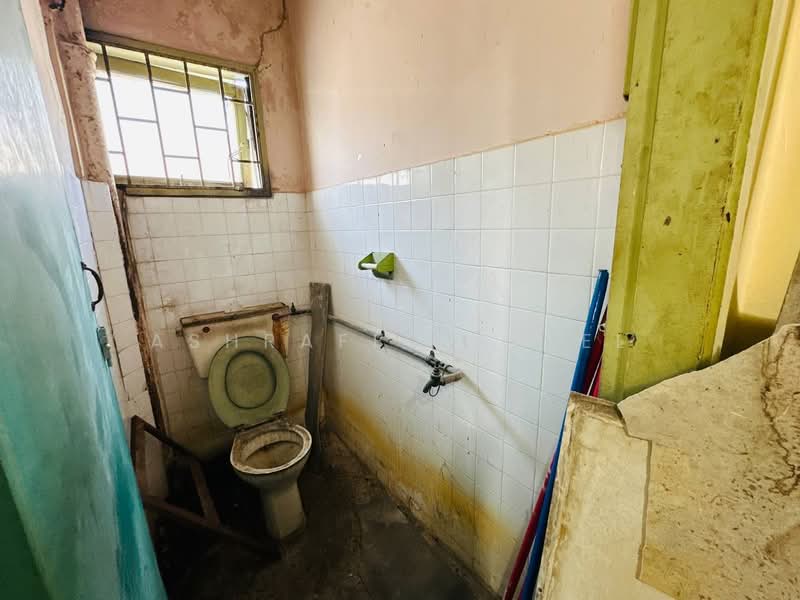 Shop for Sale in Taman Selasih 1 (Batu Caves) - Ashraff Daniel - PropertyGuru.com.my