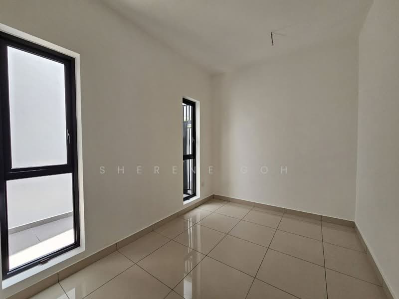 3-storey Terraced House for Sale in Taman Melawati (Ulu Kelang) - Sherene Goh - Maid Bedroom - PropertyGuru.com.my