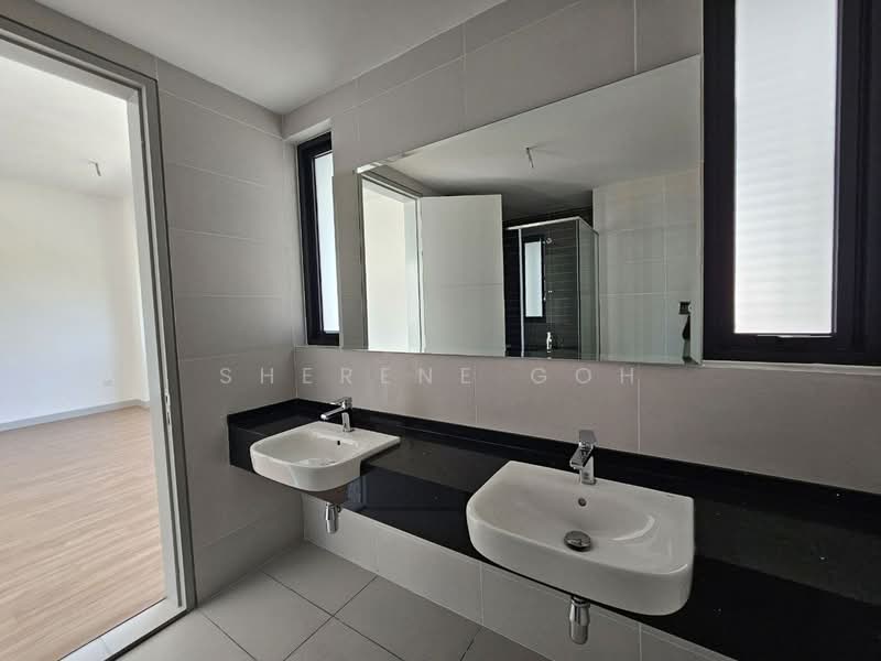3-storey Terraced House for Sale in Taman Melawati (Ulu Kelang) - Sherene Goh - Bathroom - PropertyGuru.com.my