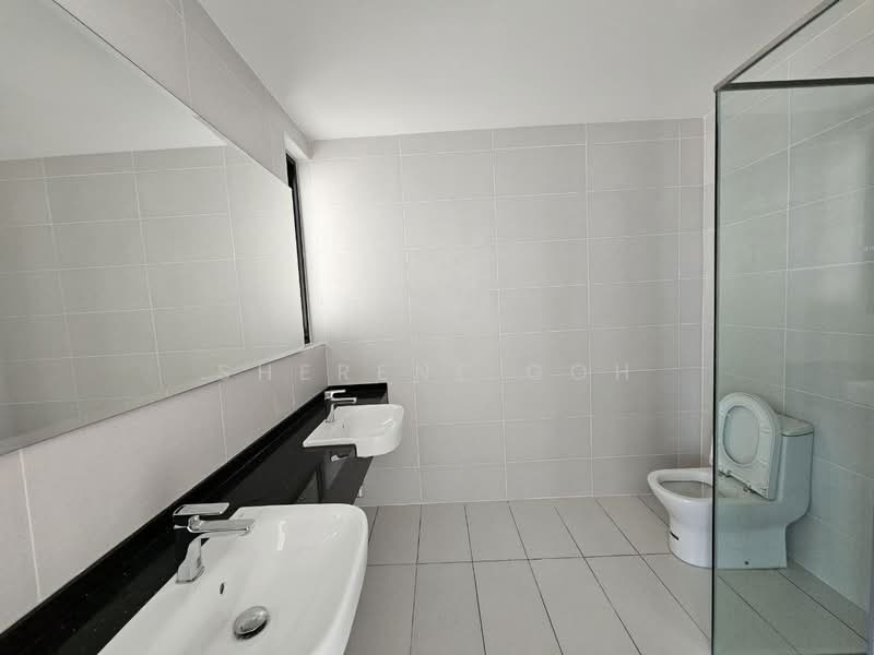 3-storey Terraced House for Sale in Taman Melawati (Ulu Kelang) - Sherene Goh - Bathroom - PropertyGuru.com.my