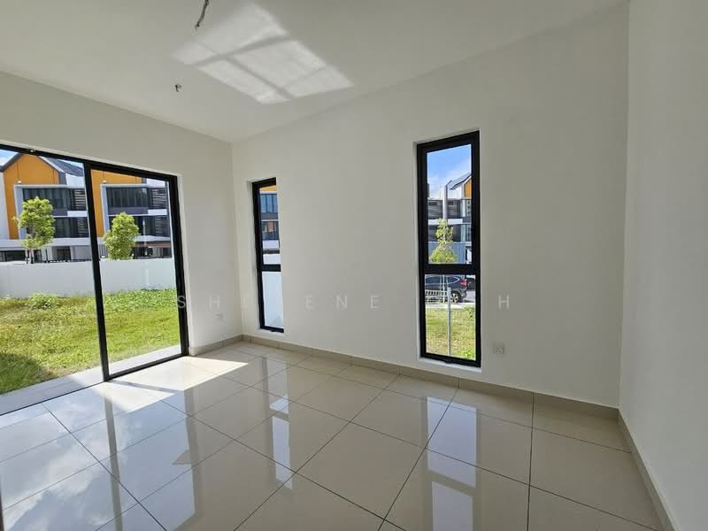 3-storey Terraced House for Sale in Taman Melawati (Ulu Kelang) - Sherene Goh - Bedroom at Ground - PropertyGuru.com.my