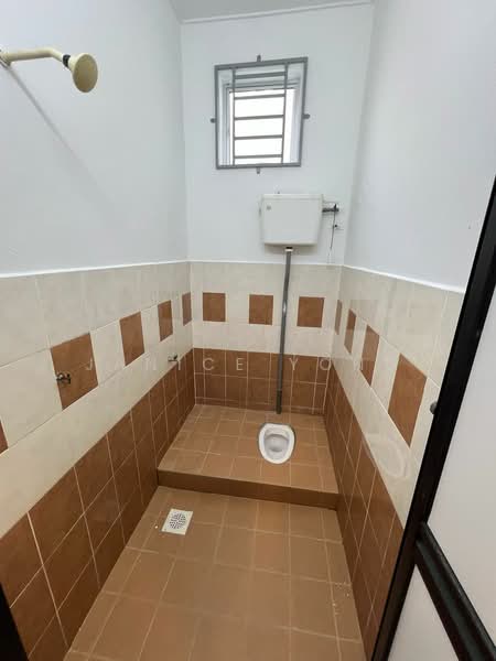 Rumah Teres 1 Tingkat untuk Dijual di Bandar Seri Impian (Kluang) - Janice Yong - Bathroom - PropertyGuru.com.my