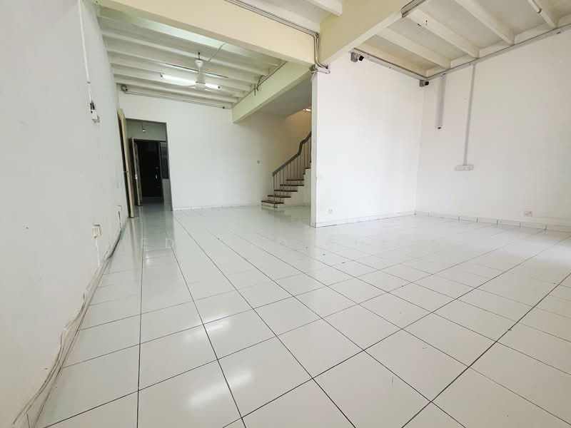Untuk Dijual - 2 Storey Terrace @ Jalan Delima Island Glades