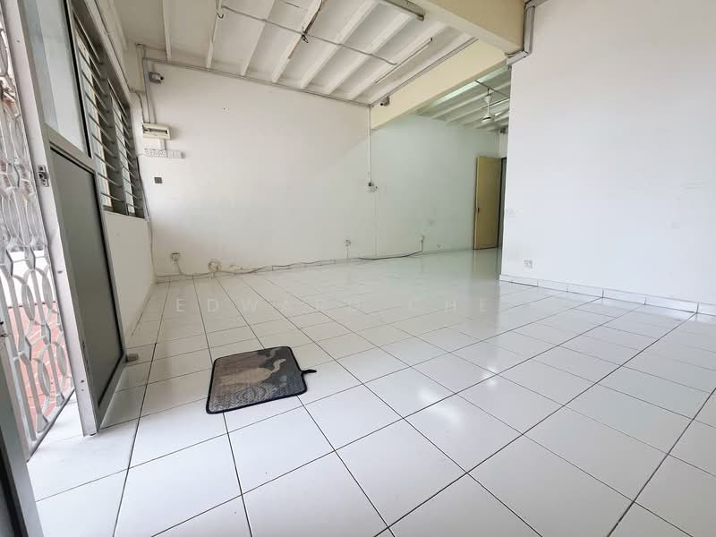 Untuk Dijual - 2 Storey Terrace @ Jalan Delima Island Glades
