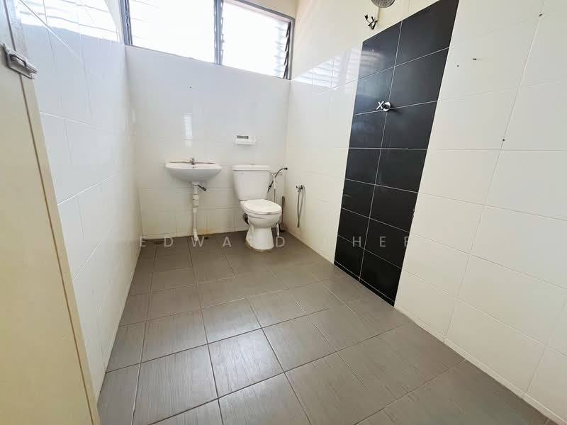 Untuk Dijual - 2 Storey Terrace @ Jalan Delima Island Glades