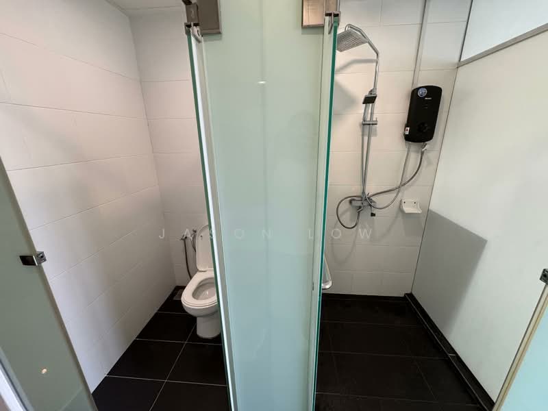 Condominium for Rent at Encorp Strand Residence - Jason Low - Bathroom - PropertyGuru.com.my