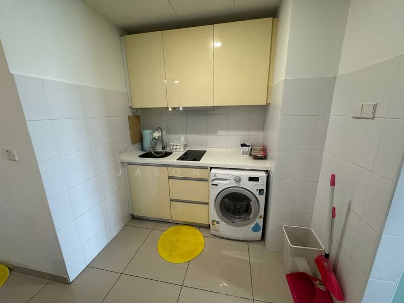 Condominium for Rent at Encorp Strand Residence - Jason Low - Kitchen - PropertyGuru.com.my