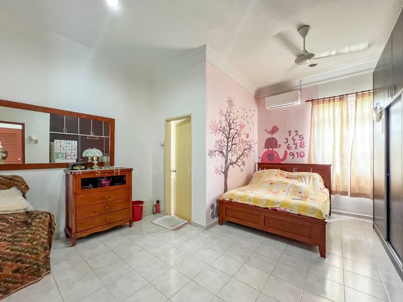 Rumah Berkembar untuk Dijual di Bangi (Selangor) - Ashraff Daniel - PropertyGuru.com.my
