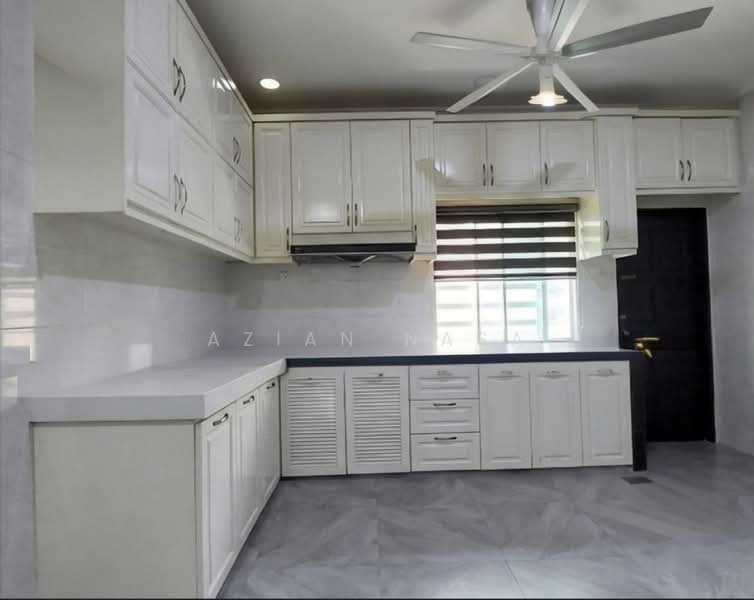 Rumah Teres 2 Tingkat untuk Dijual di Taman Puchong Prima (Puchong) - Azian Nasa - Kitchen - PropertyGuru.com.my