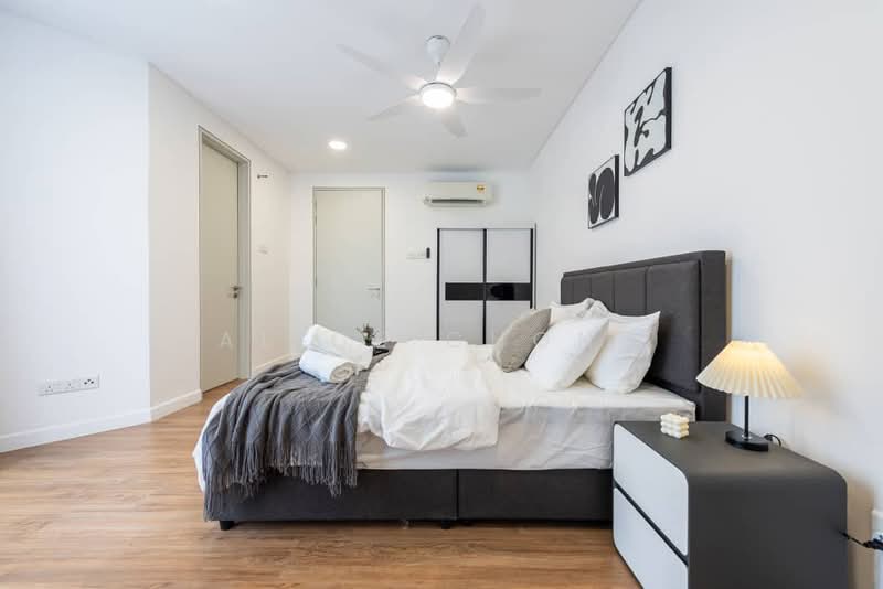 Condominium for Rent at Vivo Residential Suites - Alice Chong - Bedroom - PropertyGuru.com.my