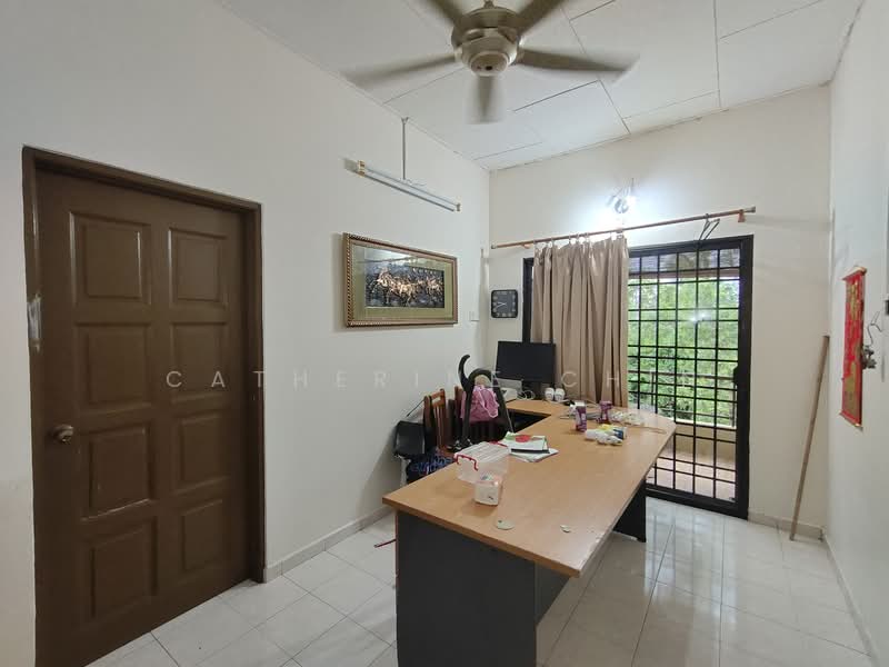 Semi-Detached House for Sale in Ipoh (Perak) - Catherine Chin - Study - PropertyGuru.com.my