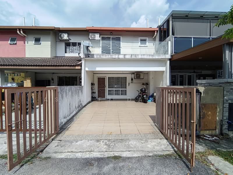 Rumah Teres 2 Tingkat untuk Dijual di Taman Desiran Bayu (Puchong) - Ashraff Daniel - Exterior - PropertyGuru.com.my