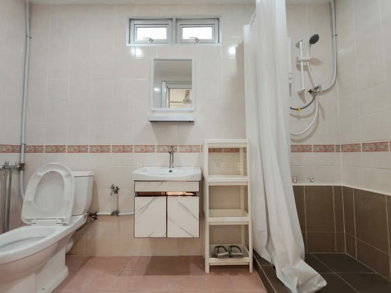 Kondominium untuk Dijual di Putra Place Condominium - Ben Lee - Bathroom - PropertyGuru.com.my