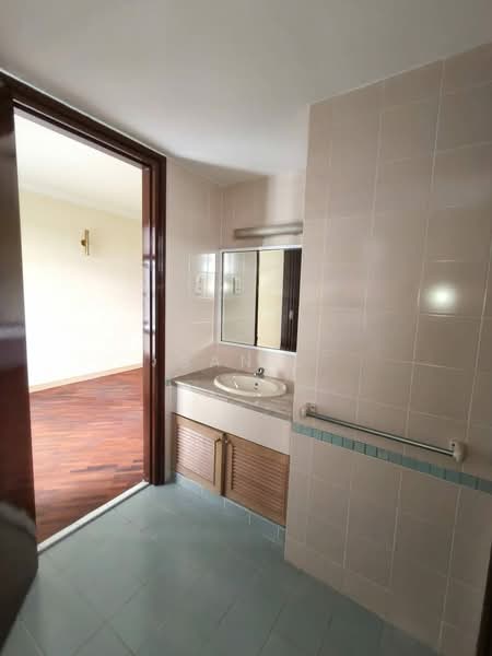 Kondominium untuk Dijual di The Straits View Condominium - San . - PropertyGuru.com.my