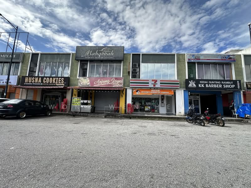 Kedai / Pejabat untuk Dijual di Saujana Rawang (Rawang) - Wong Wen Heng - Exterior - PropertyGuru.com.my