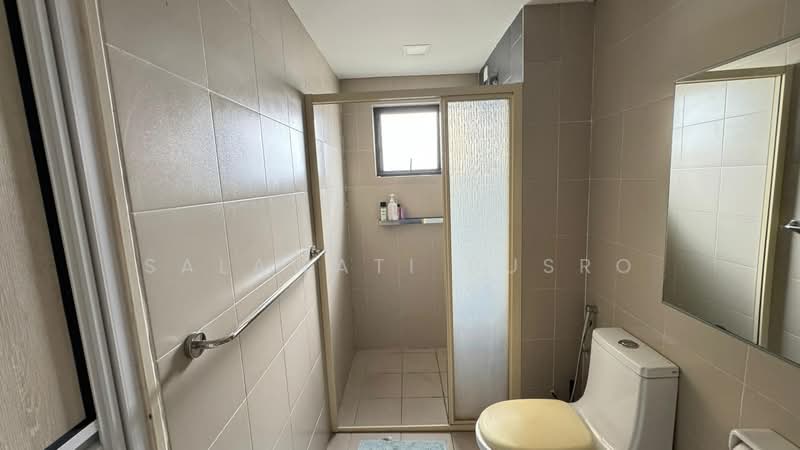Servis Apartment untuk Disewa di Residensi Alami - Salawati Busro - Bathroom - PropertyGuru.com.my