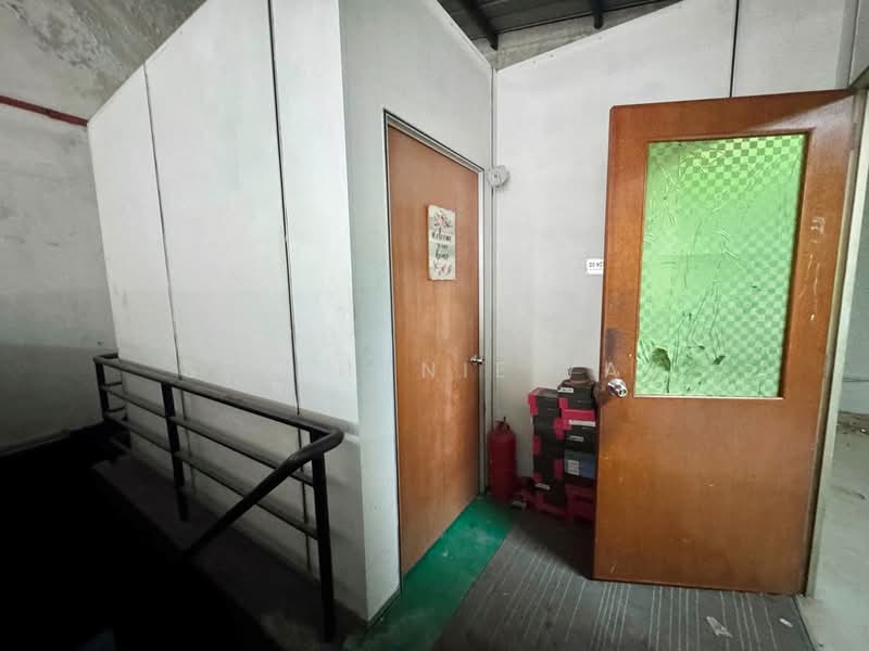 Semi-D Factory for Rent in Meru (Klang) - Stephanie Yap - Interior - PropertyGuru.com.my
